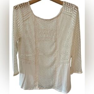 🔥🍀Lucky Brand ivory colored blouse size L. Sheer detailing and gorgeous!